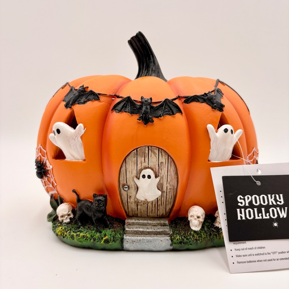 Spooky Hollow Halloween Haunted Pumpkin House Figurine Ghosts Bats Cat Skulls